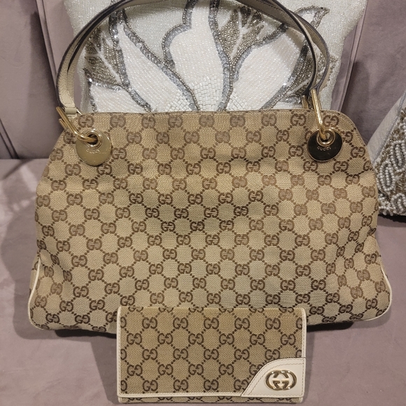 Gucci Purse and wallet
